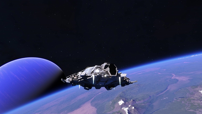 IB08695